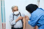 وزارت بهداشت: افراد بالای ۶۰ سال که واکسن برکت و سینوفارم زده اند و ۴ ماه از تزریق دوز دومشان گذشته باشد، در اولویت دریافت دوز سوم هستند